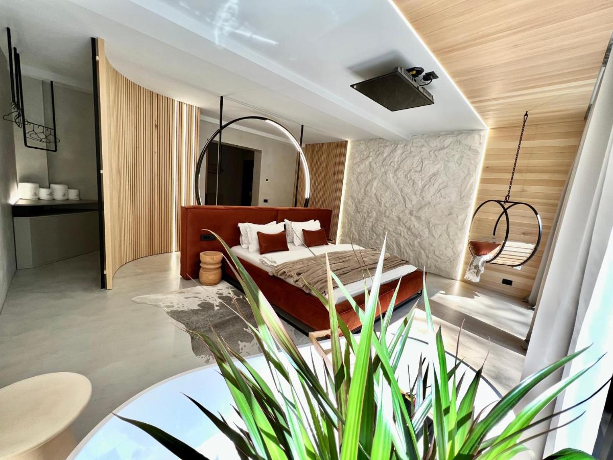 Garden Retreat Junior (Adults Only) Hotel Bran  Exterior photo