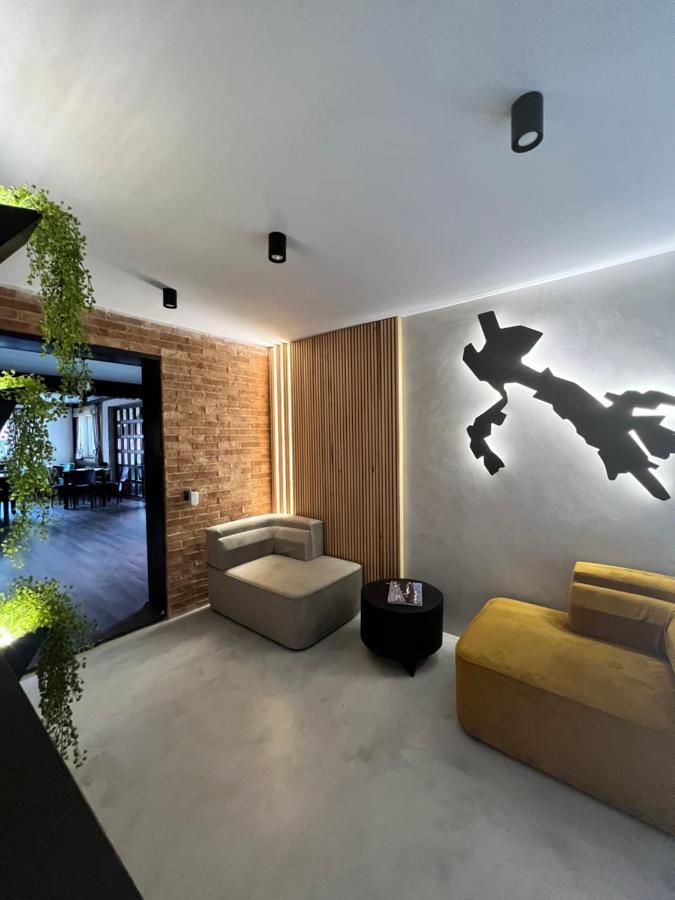 Garden Retreat Junior (Adults Only) Hotel Bran  Exterior photo